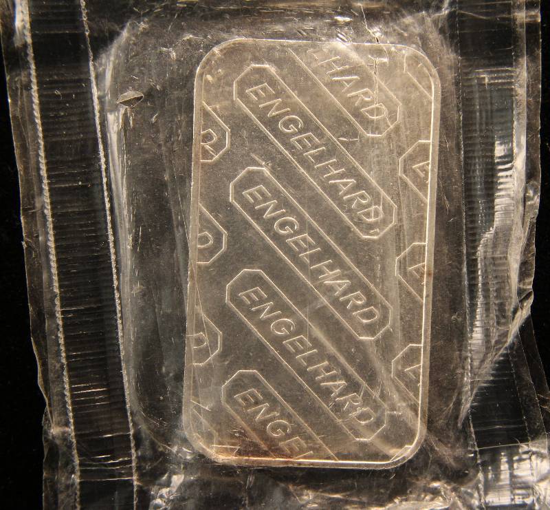 1 TROY OZ. .999 FINE SILVER BAR ENGELHARD SEALED