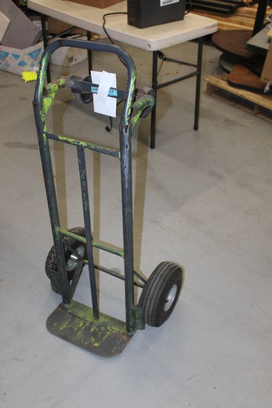 lot 1281 image: 2-Wheel Dolly