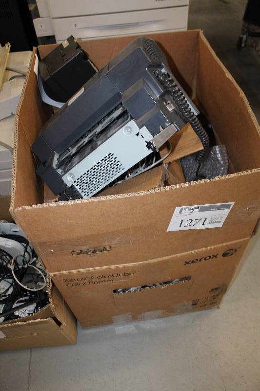 lot 1271 image: Box Lot of (4) Computer Monitors