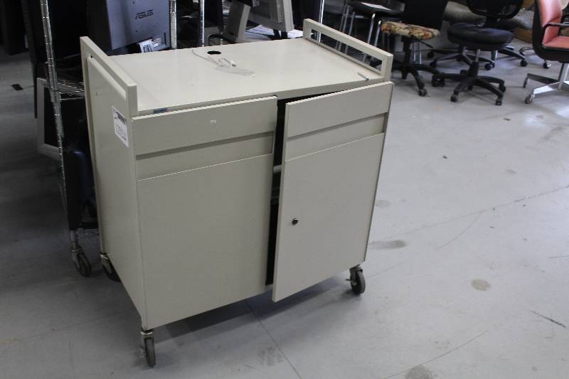 lot 1252 image: 4-Wheel 2-Door 2-Shelf Cabinet