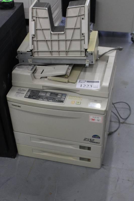 lot 1223 image: Toshiba 2532 Printer