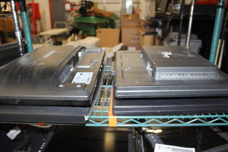 lot 1244 image: Lot of (4) Dell, Samsung Computer Monitors