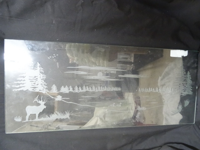 Tempered glass with etched wildlife...