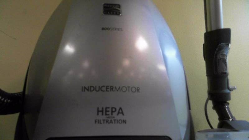 lot 396 image: Kenmore Elite Intuition Canister Vacuum Cleaner broken at base