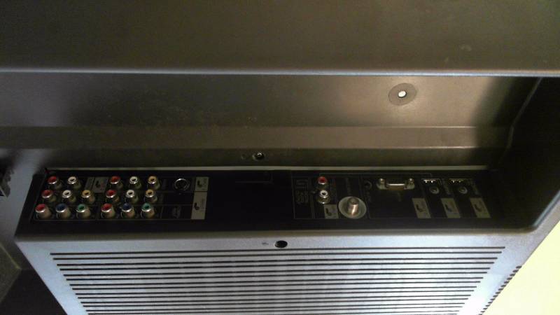 lot 406 image: SHARP AQUOS LC-42D43U 42in 720p LCD HDTV No Remote Doesnt Power On Cracked Screen
