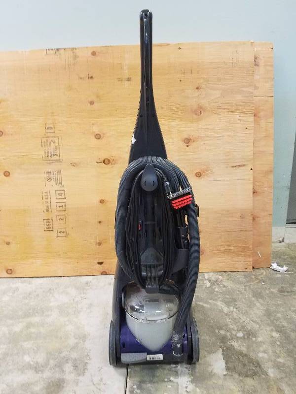 Bissell Proheat Pet Model 89104 12 Amps Carpet Shampooer with