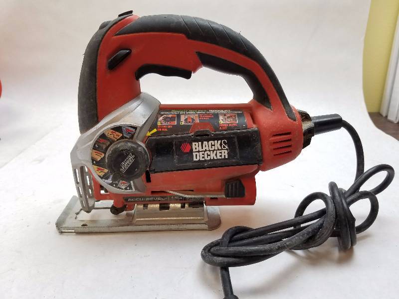 Black & Decker CS1000 Circular Saw