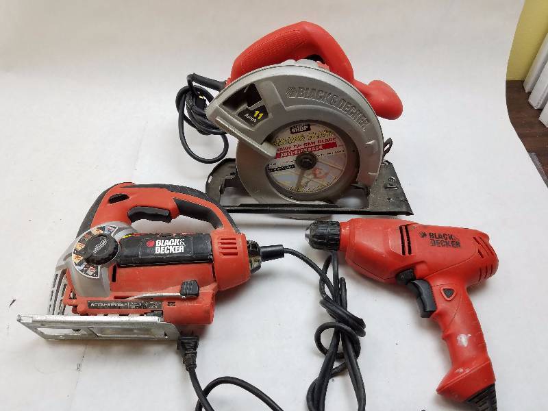 Black and Decker Lot of 3 Black And Decker JS660 5.0 Amp