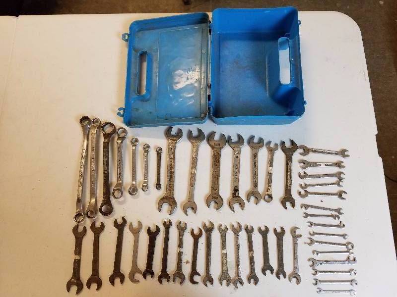 lot 238 image: Lot of Various Wrenches with Hard Case GOOD CONDITION