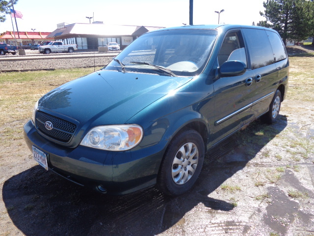 2005 Kia Sedona LX
