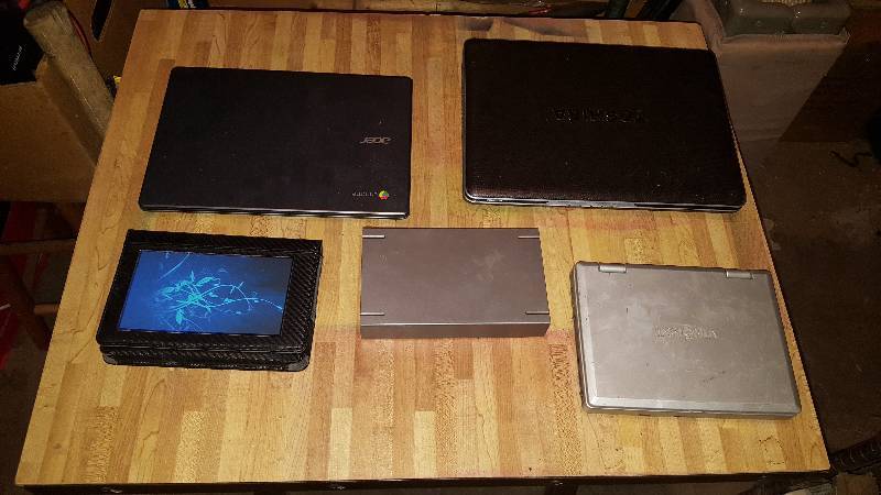 lot 7 image: Lot of Computers and Tablets