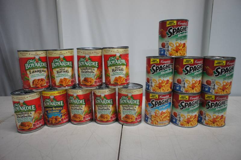 Lot Of 16 Cans Of Assorted Of Chef Boyardee Spaghetti Meatballs Ravioli Lasagna And More All Items Are In Date Why Grocery Shop There When You Can Grocery