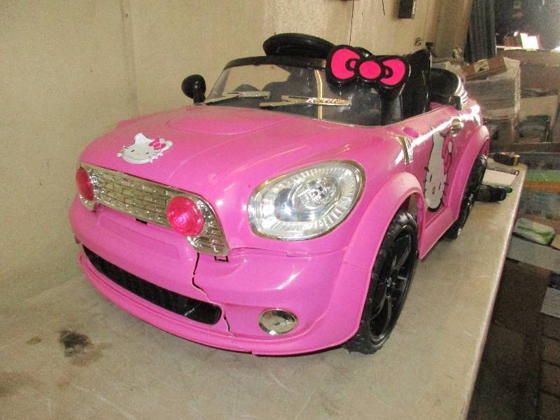 hello kitty mini cooper power wheels