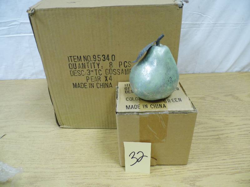 4 Cases of 8 Gossamer Pears