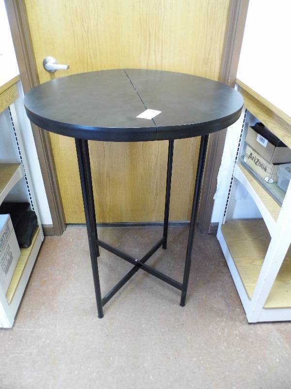 Round Table and Directors Chair