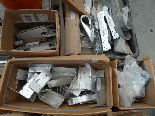 lot 31 image: 4 boxes of misc construction fasten...