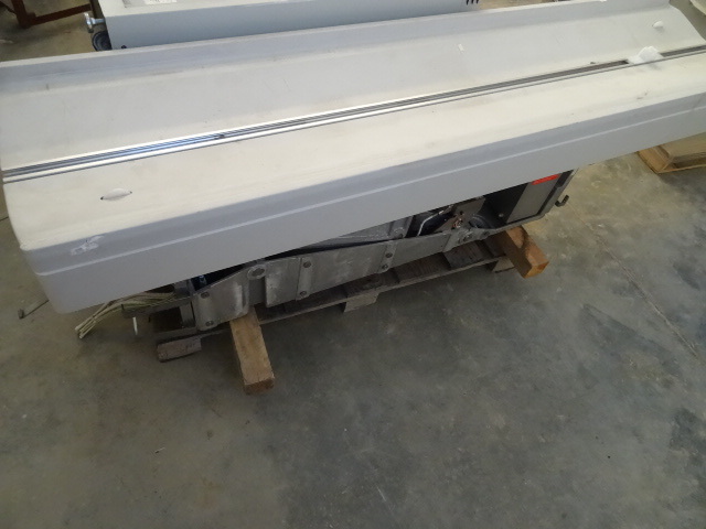 lot 69 image: MRI power slide table. Electric ove...