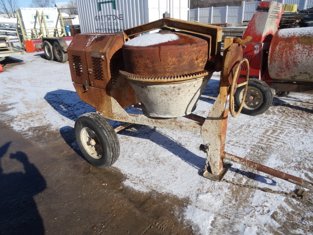 lot 101 image: Stow cement mixer. Honda gas motor....