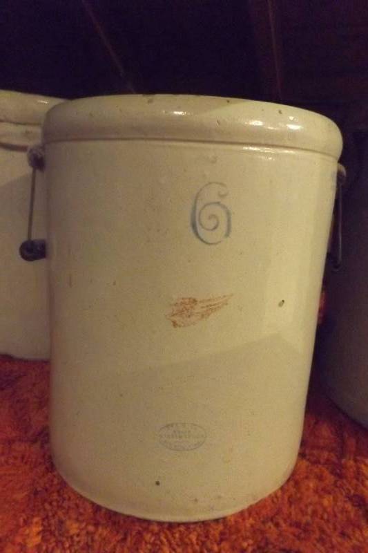 lot 2 image: Red Wing Crock
