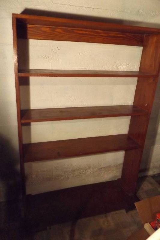 lot 25 image: Book Case
