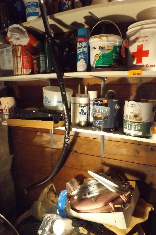 lot 34 image: Household Items