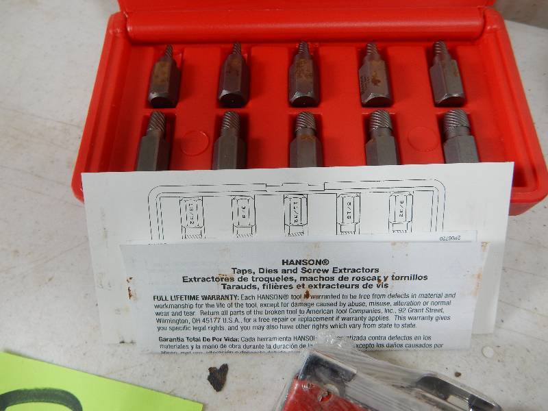 lot 21 image: 13 Duometric Stubby Gear Wrench Set Drill Bit set Hanson, Tap, Die and Screw Extractors