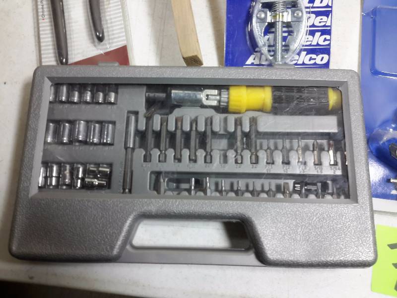 lot 73 image: large lot of wrenches and other items as pictured.. See closeup