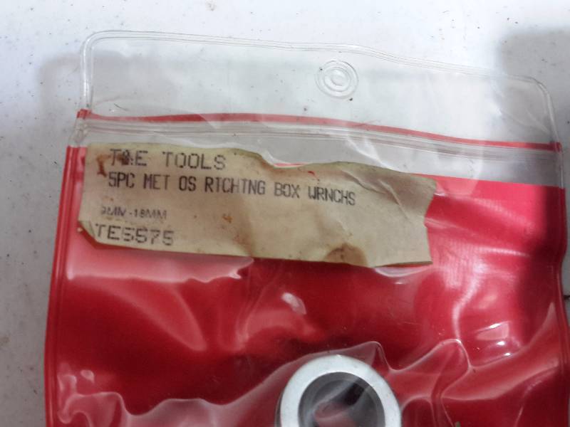 lot 101 image: Set of O Rings, Set of Drill Bits 3 piece brass punch set Torch handle T and E tools, 5 pc metric OS Richtng Box Wrenches