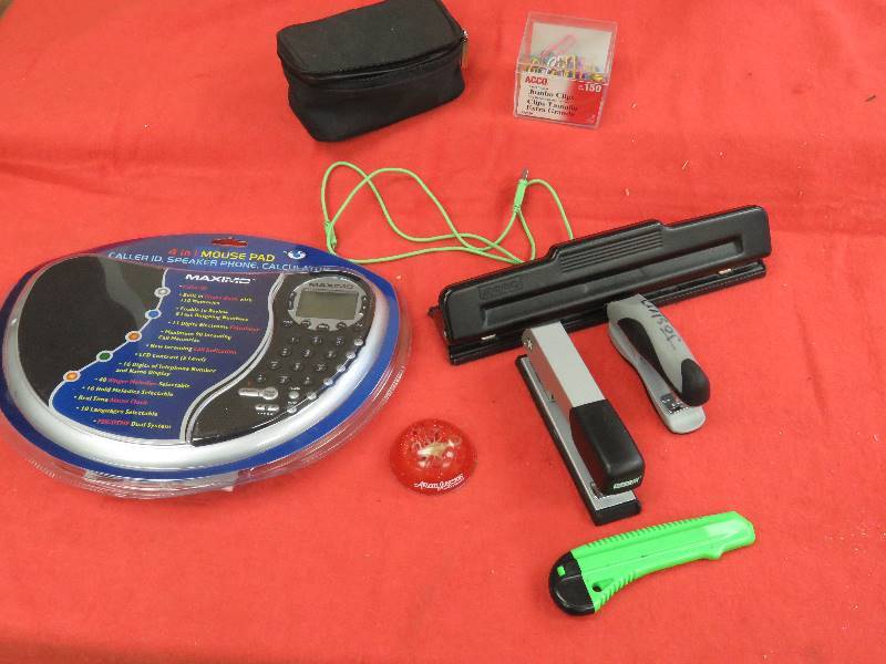 lot 493 image: Office lot