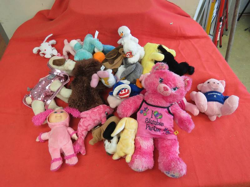 lot 505 image: Kids lot