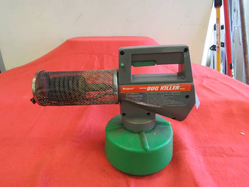 lot 535 image: Yard Fogger