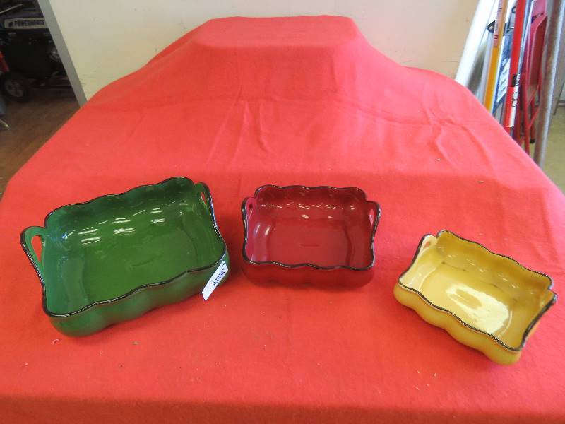 lot 550 image: Kitchen lot