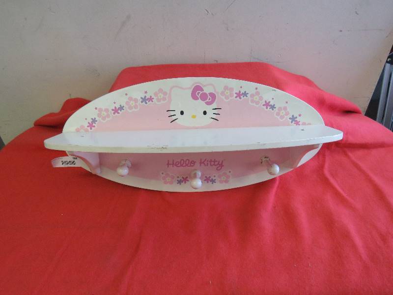 lot 588 image: Kids lot