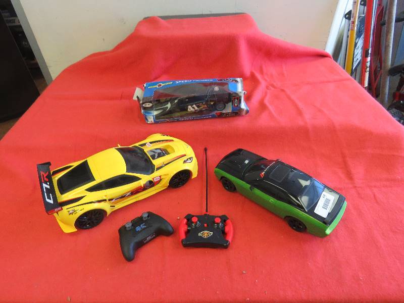 lot 618 image: Kids lot