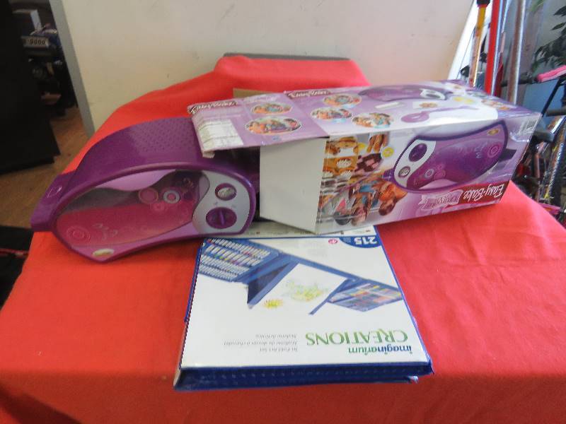 lot 621 image: Kids lot