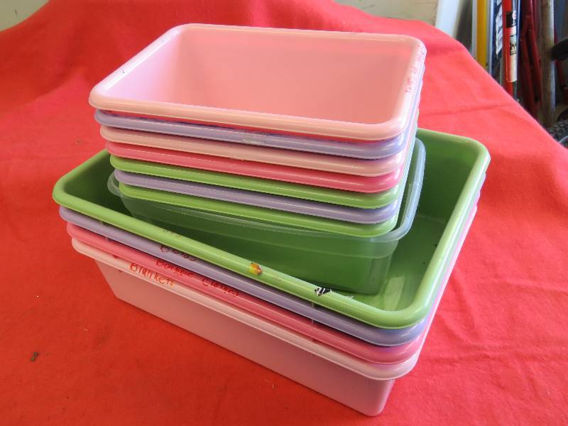 lot 634 image: Small bins