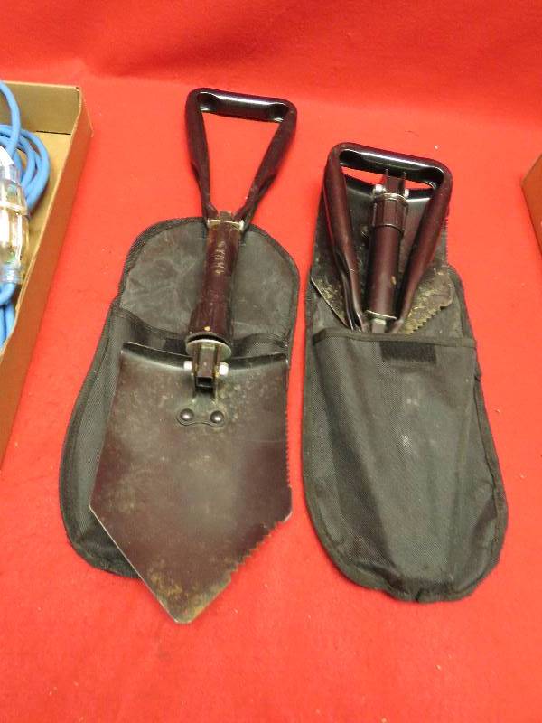 lot 683 image: Entrenchment Tool