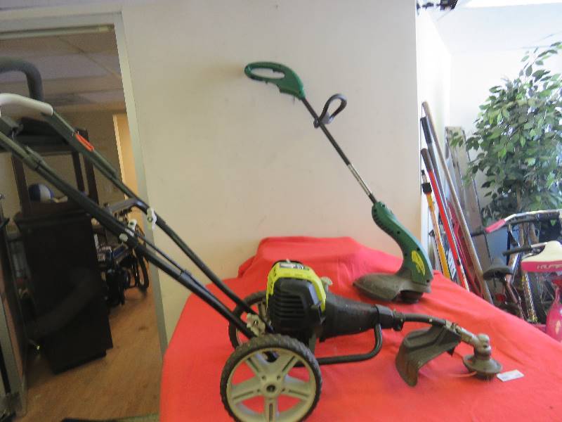 lot 650 image: Yard Tools