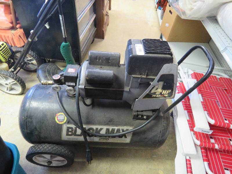 lot 651 image: Air compressor