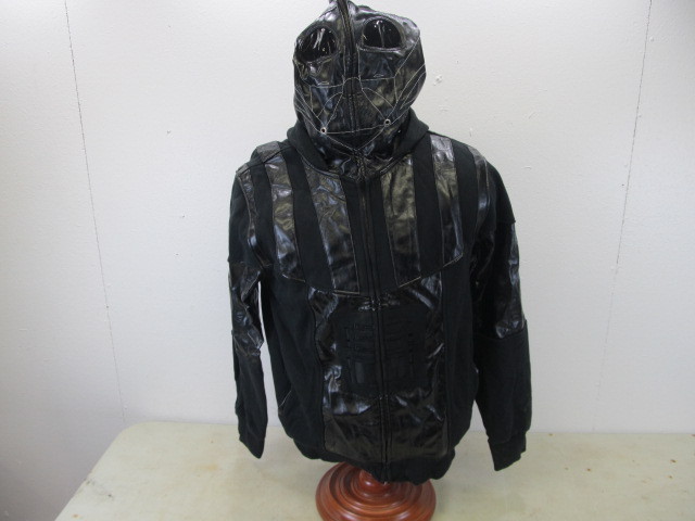 lot 24 image: Marc Ecko STAR WARS Jacket Sz M