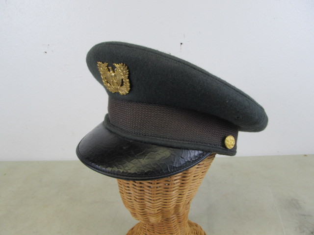 lot 79 image: Orig Vintage US Military Hat