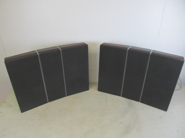 lot 81 image: Pair of Bang & Olufsen RL 60.2 Speakers