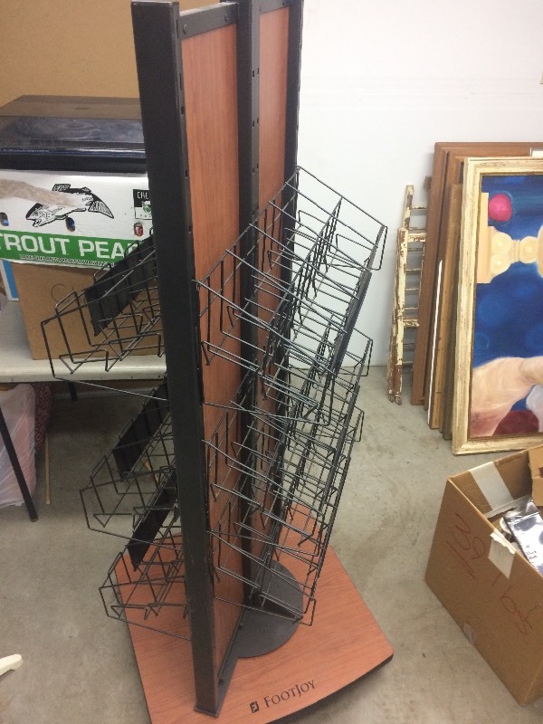 lot 58 image: Rolling Retail Golf Store Display Rack