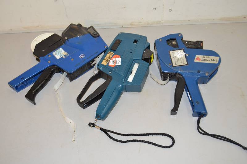lot 148 image: Pricing Guns