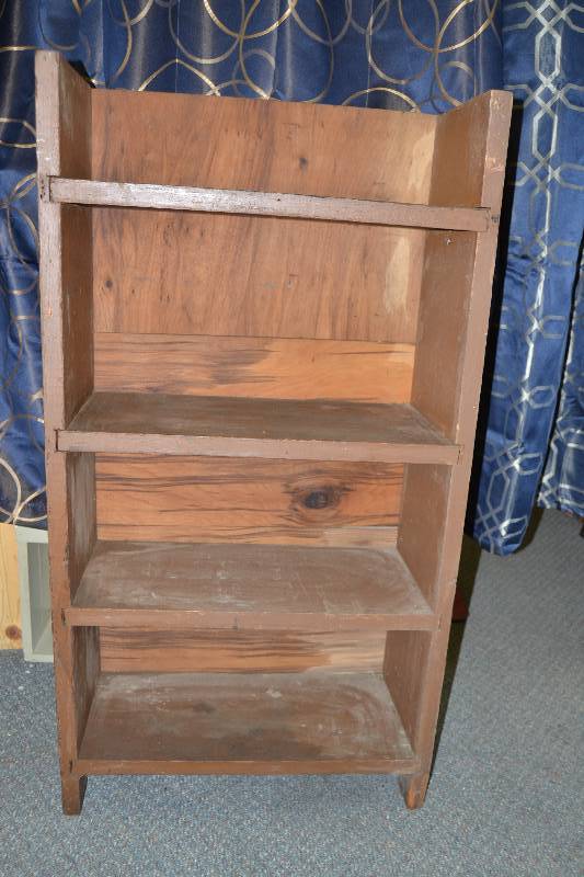 lot 164 image: Wood Book Shelf