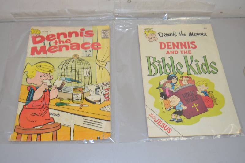 lot 5 image: Dennis the Menace Comics