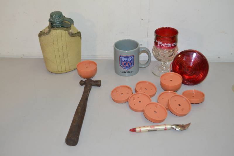 lot 21 image: Household