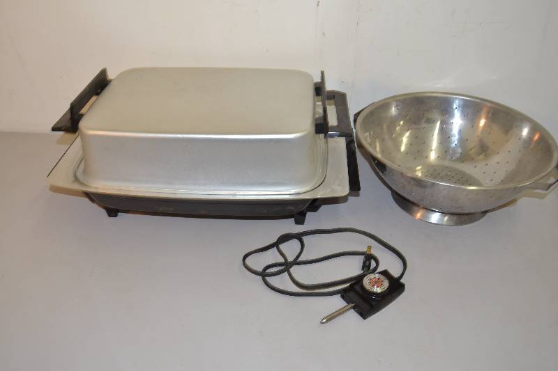 lot 47 image: Colander, Electric Pan
