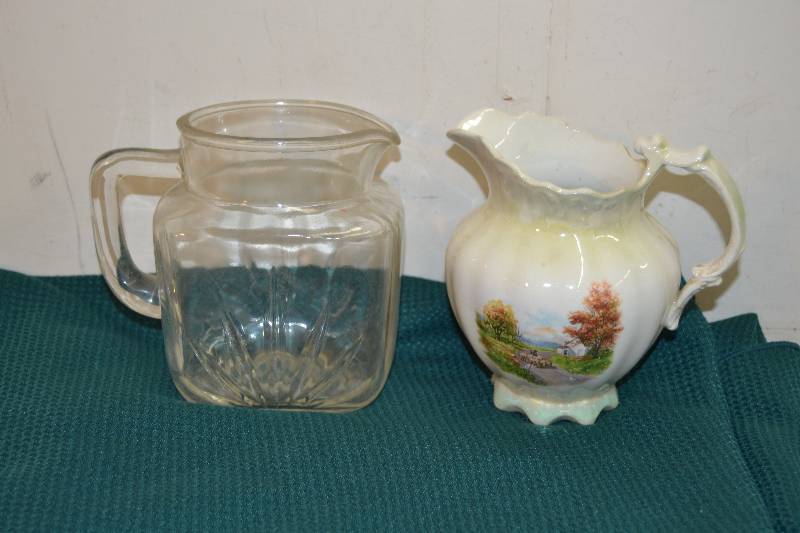 lot 76 image: Vintage Pitchers
