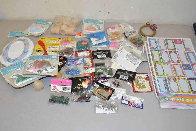 lot 90 image: Crafting
